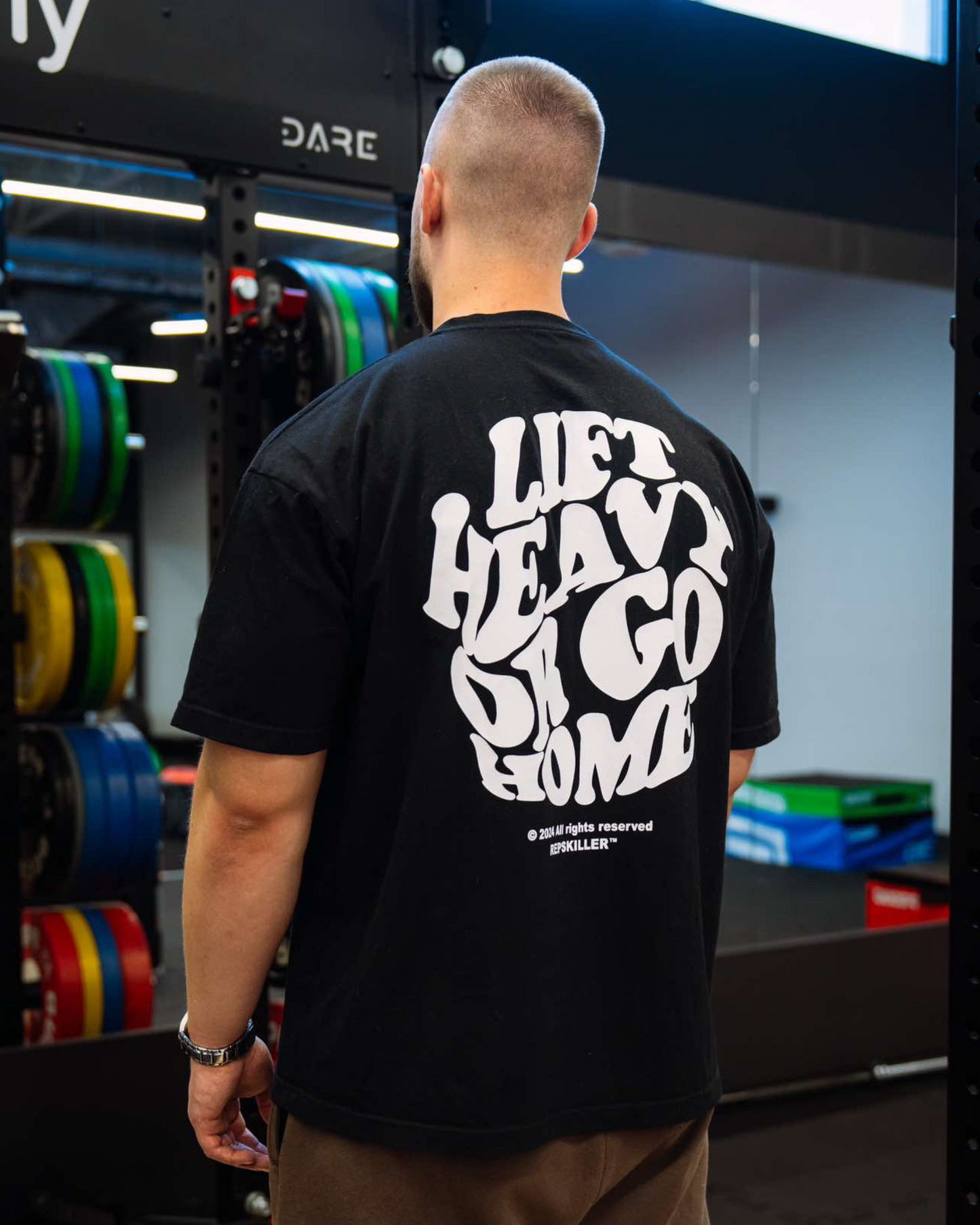T-SHIRT "LIFT HEAVY" - BLACK